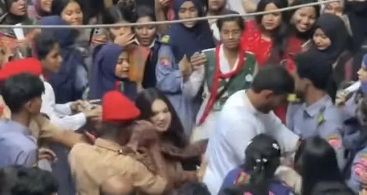 তোলারাম কলেজ নবীন বরণে সংঘর্ষের অভিযোগ: নারী রোভার সদস্য আহত, ব্যাখ্যা দিল স্কাউট গ্রুপ