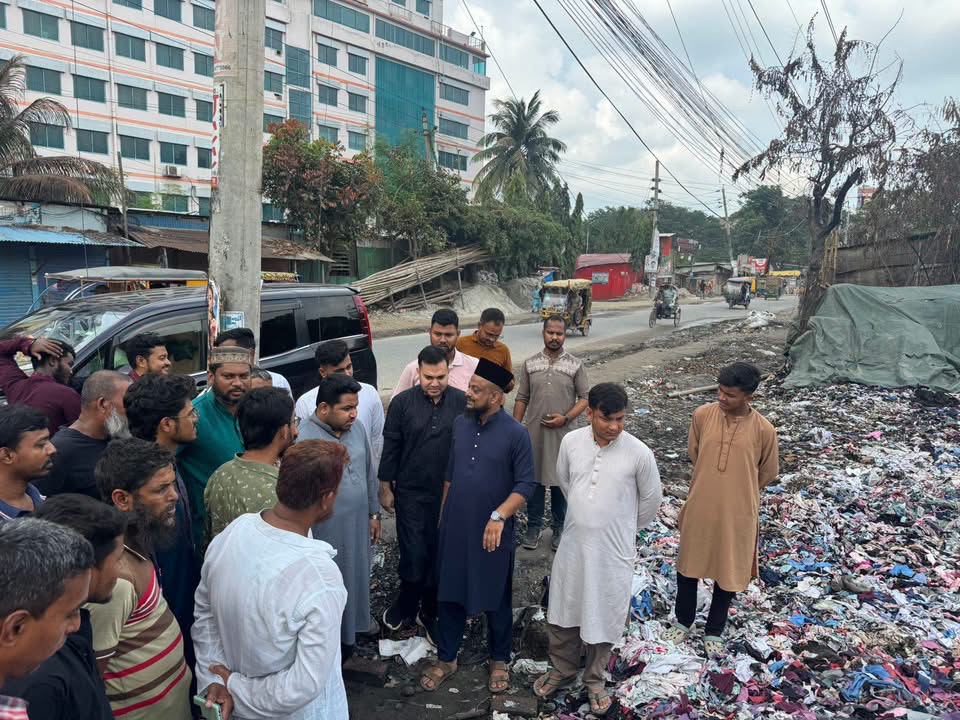মাসদাইর কবরস্থানে অগ্নিকাণ্ডের ঘটনায় ঘটনাস্থল পরিদর্শনে এমপি আব্দুল্লাহ আল আমিন ও জুবায়ের সরদার