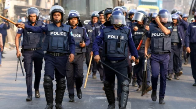 না.গঞ্জসহ সারাদেশে বিশেষ অভিযান পরিচালনার নির্দেশ স্বরাষ্ট্রমন্ত্রীর