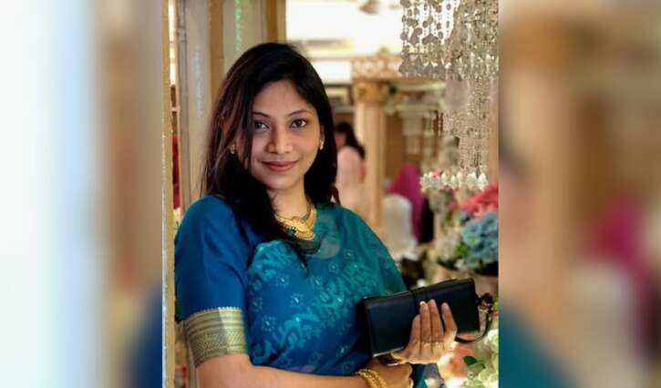 আইনজীবী ফোরাম থেকে এমপি কন্যা বাঁধনের পদত্যাগ